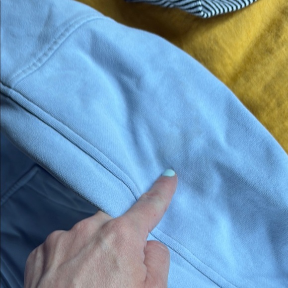 Lululemon Hooded Scuba - Picture 5 of 6